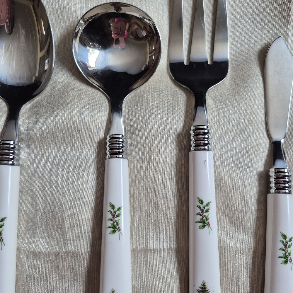 Elegant White 6pc. Vintage Cutlery Set with Tree Design Nikko - Picture 4 of 13
